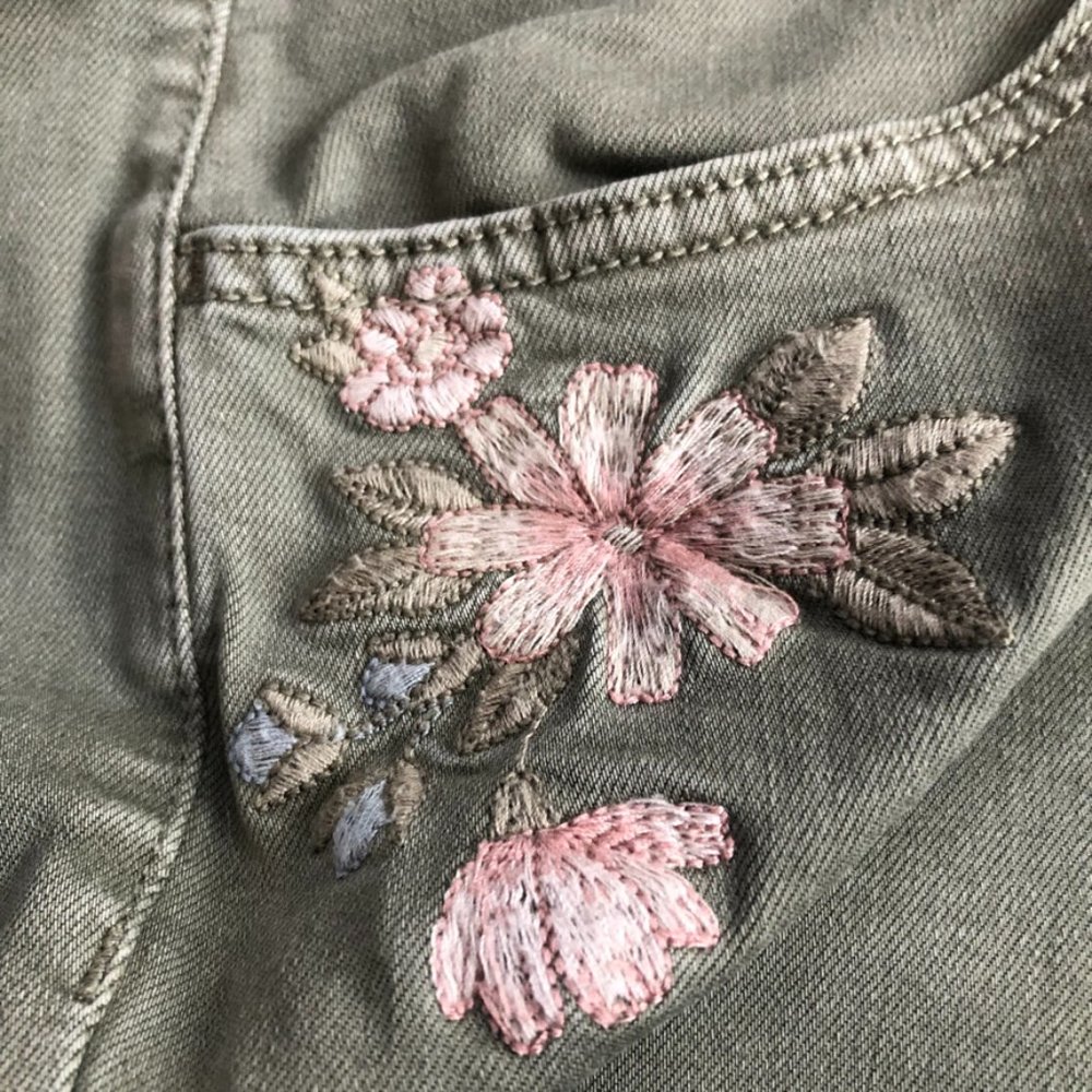 American Eagle Cropped Jegging - image 5